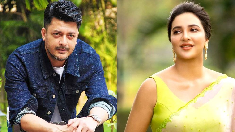 যিশুকে উড়ন্ত চুমু দিয়ে যা বললেন শুভশ্রী