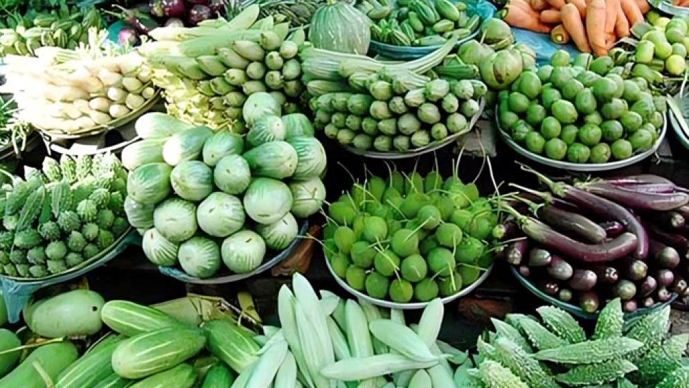 সবজির দাম বাড়ার মূল কারণ ‘বৃষ্টি’