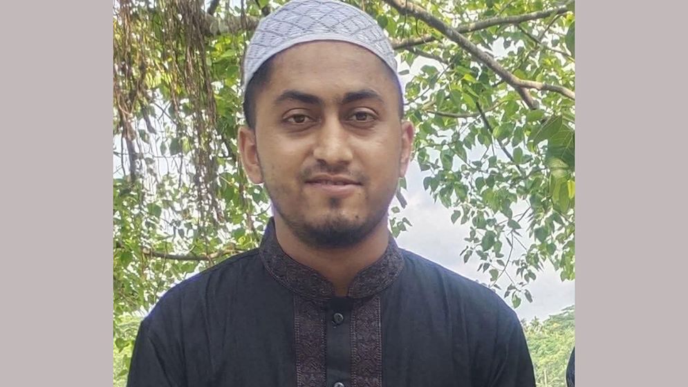 প্রাইভেট পড়তে মাদ্রাসায় এসে কক্ষে দেখল ছাত্রলীগ নেতার লাশ