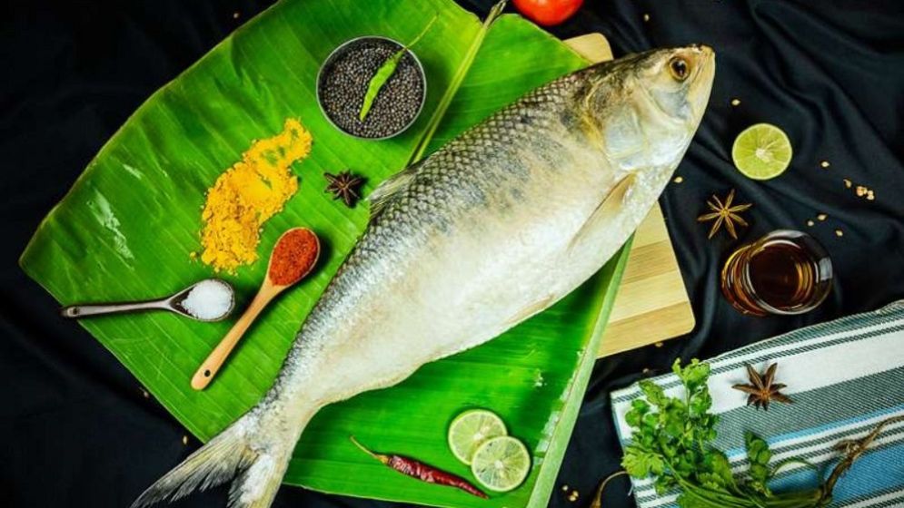 যেভাবে খেলে হার্ট ভালো রাখবে ইলিশ