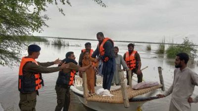 তিন নদীর বাঁধ খুলে দিয়েছে দিল্লি, বন্যা এড়াতে পাকিস্তানকে ভাসিয়ে দিল ভারত
