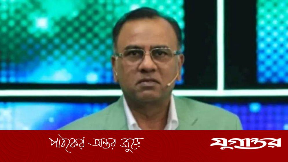 বাবরের ব্যাটিং নিয়ে কথা বলায় হারিসকে লাঠিপেটা করতে চান তারকা