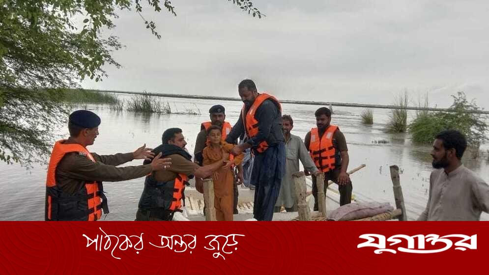 তিন নদীর বাঁধ খুলে দিয়েছে দিল্লি, বন্যা এড়াতে পাকিস্তানকে ভাসিয়ে দিল ভারত