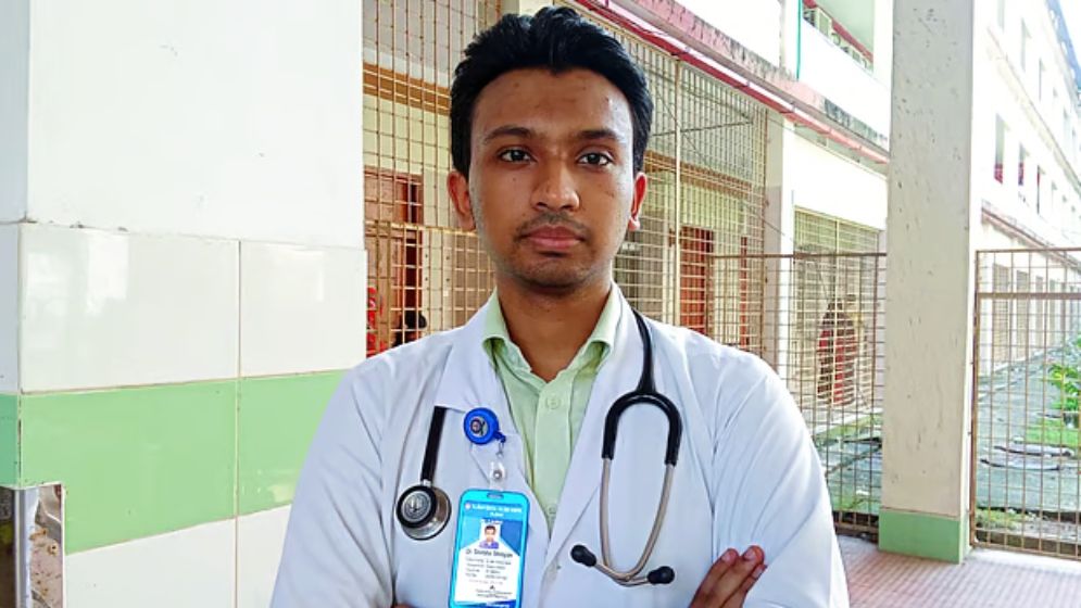 ইন্টার্ন চিকিৎসকের উদ্যোগে রামেকে এল ১৭ কোটি টাকার ওষুধ