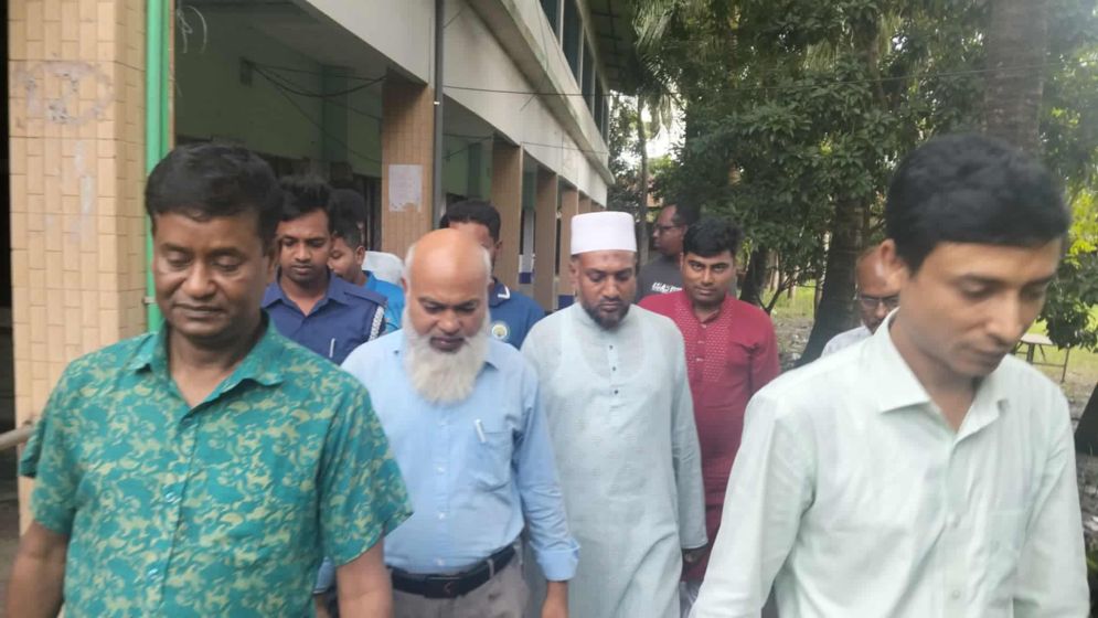 আ.লীগ নেতাকর্মীদের নিয়ে মিটিং, সিপিপির উপ-পরিচালক অবরুদ্ধ