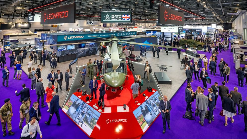 লন্ডনে অস্ত্র মেলায় ইসরাইলকে নিষিদ্ধ করল যুক্তরাজ্য