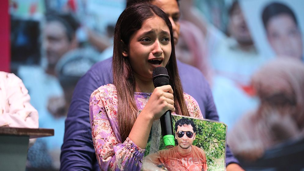 ফেরেননি ৩৫২ জন, পথ চেয়ে স্বজনরা
