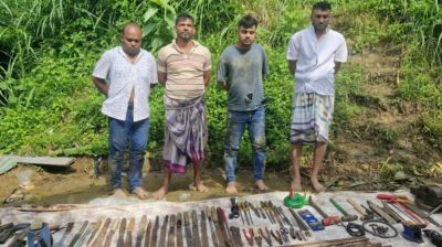 সীতাকুণ্ডে অস্ত্র কারখানার সন্ধান, আটক ৪