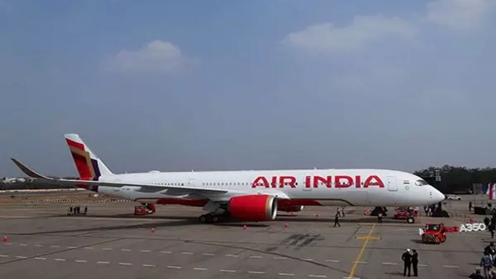 মাঝ আকাশে এয়ার ইন্ডিয়ার বিমানে আগুন