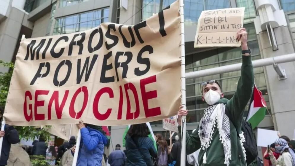 ইসরাইলের সঙ্গে সম্পর্ক নিয়ে মাইক্রোসফটে বিক্ষোভ, চাকরি হারালেন ৪ কর্মী