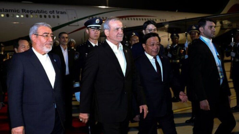 এসসিও সম্মেলনে অংশ নিতে চীনে পৌঁছেছেন পেজেশকিয়ান