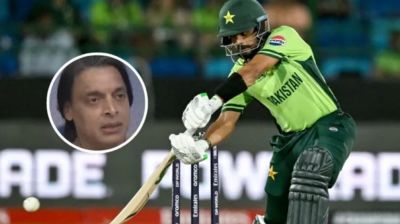 স্ট্রাইক রেট নিয়ে খোঁচা দিয়েছিলেন, সেই শোয়েবের ৪ বলে বাবর তুললেন ১৮ রান