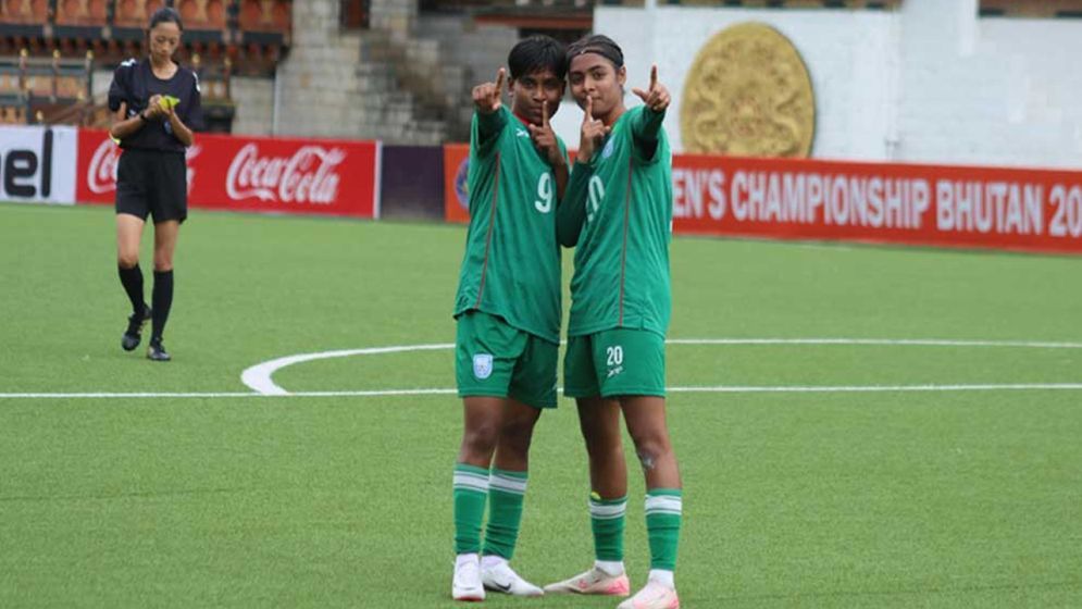 ভারতকে হারিয়ে আক্ষেপ বাড়ালেন অর্পিতারা