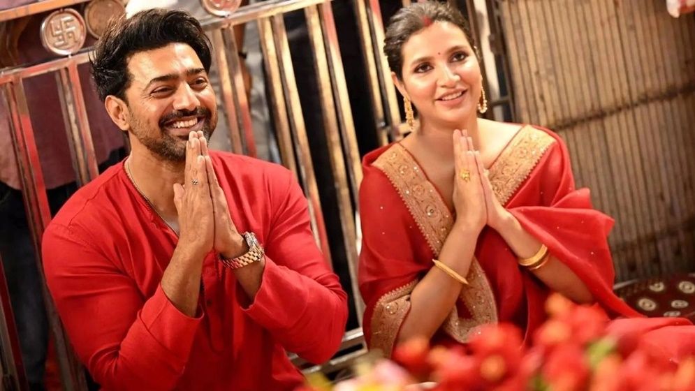 বিতর্কের মাঝেই শুভশ্রীকে নিয়ে মুখ খুললেন দেব