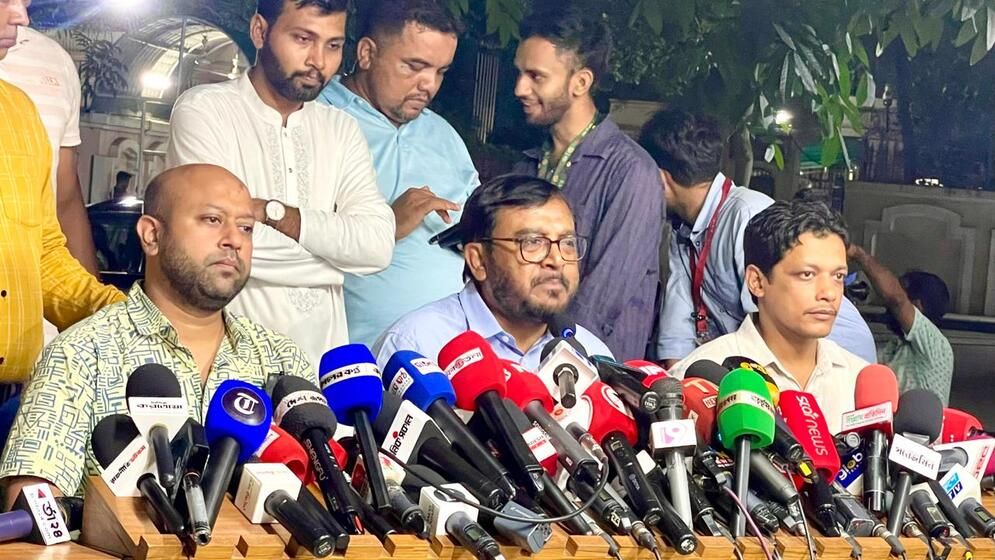 সরকারের দৃঢ়তা স্পষ্ট না হলে নির্বাচনের শঙ্কা কাটবে না : এবি পার্টি