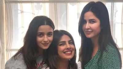 ‘জি লে জারা’ থেকে বাদ তিন নায়িকা!