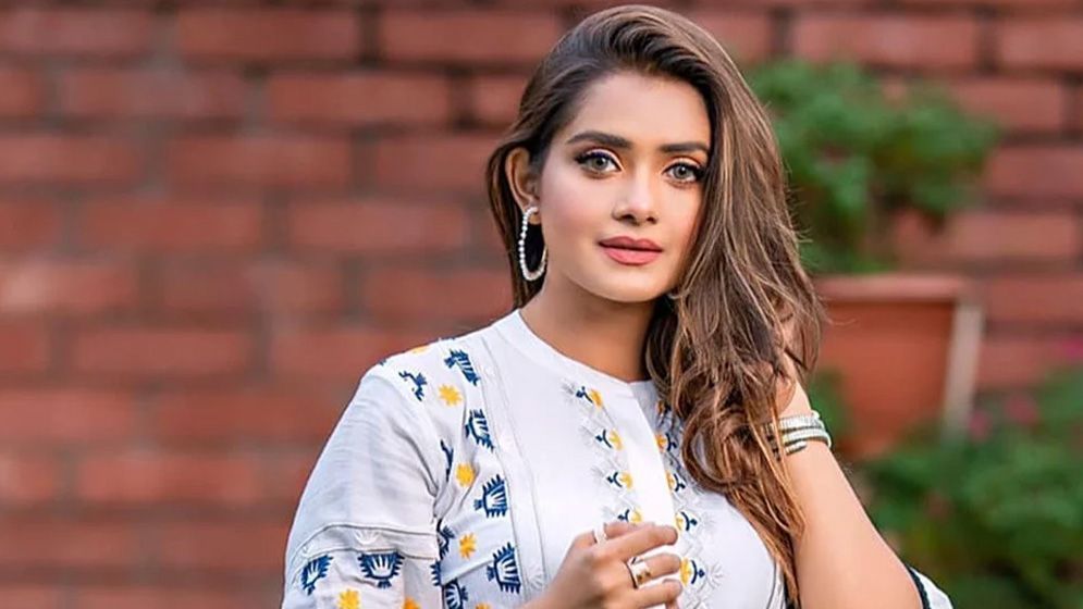 সুখবর দিলেন তানজিন তিশা