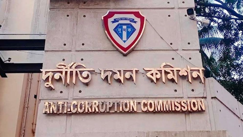 এস আলমের দুই ছেলেসহ ১০ জনের বিরুদ্ধে মামলা করবে দুদক