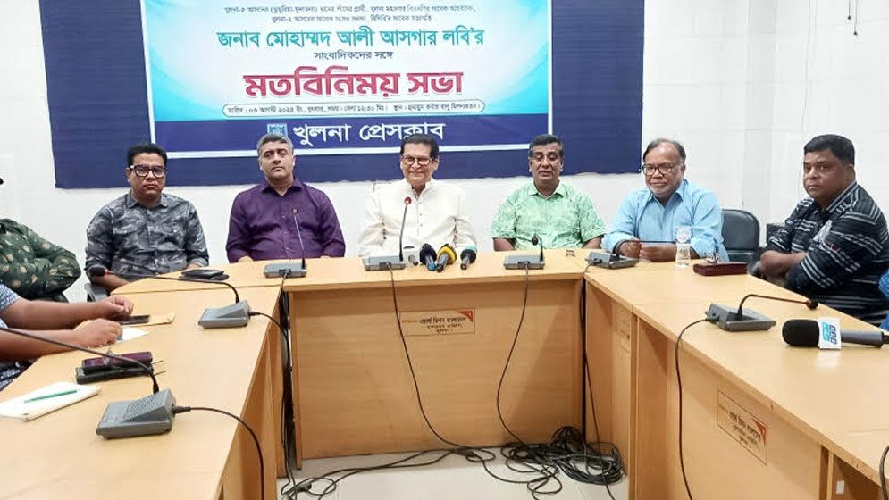 আয়নাঘরে নির্যাতিত হয়েছি, রাজনীতি ছাড়তে বাধ্য করা হয়েছিল