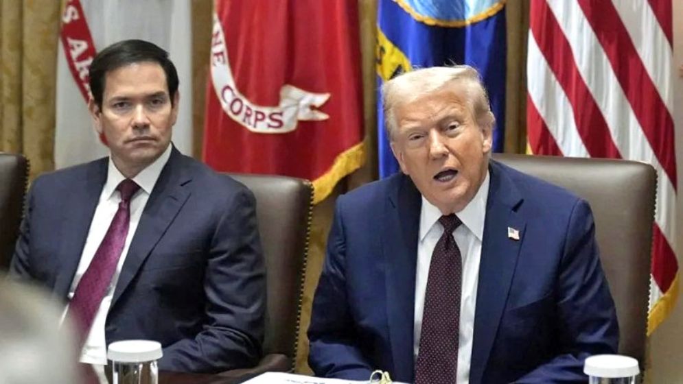 ‘মাদকবাহী নৌযানে’ সামরিক হামলায় ১১ ‘সন্ত্রাসী’ নিহত