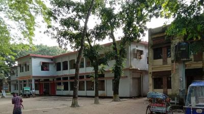 নিরাপত্তা প্রহরীকে লাঞ্ছনার অভিযোগ চিকিৎসকের বিরুদ্ধে