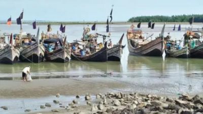 আরাকান আর্মির দাপটে বিপর্যস্ত জীবন-জীবিকা