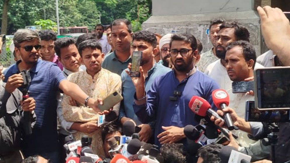 নুরের অবস্থা আশঙ্কাজনক, অথচ সুস্থ দেখানোর ষড়যন্ত্র চলছে: রাশেদ খান