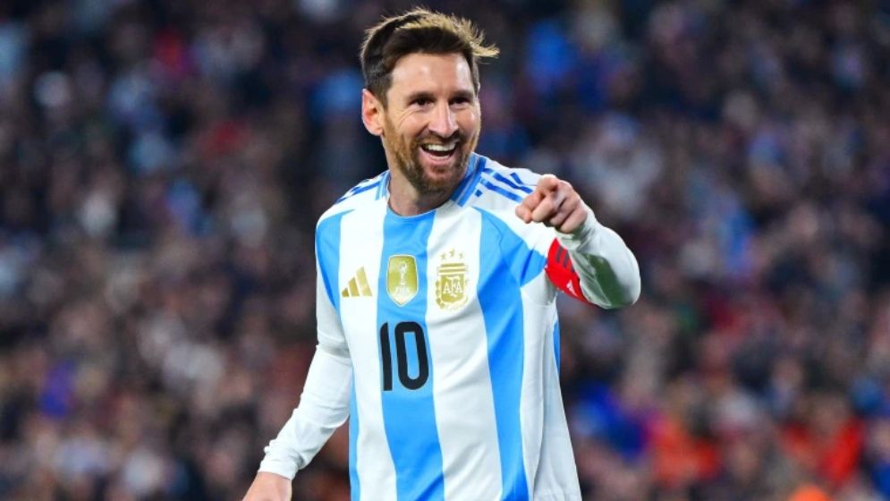 আর্জেন্টিনায় নিজের ‘শেষ ম্যাচ’ দিয়ে বিশ্ব রেকর্ডে ভাগ বসালেন মেসি