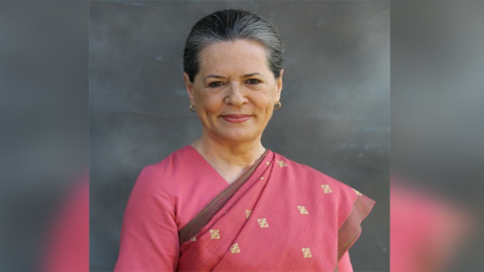 নাগরিকত্বের আগেই ভোটার সোনিয়া গান্ধী, আদালতে মামলা