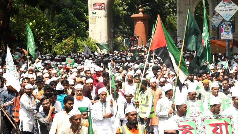 ঈদে মিলাদুন্নবী উপলক্ষে রাজধানীতে জশনে জুলুশ শোভাযাত্রা