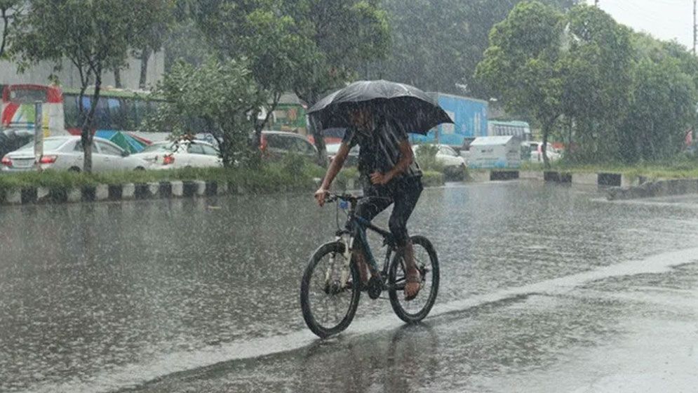 ৫ বিভাগে বৃষ্টির আভাস, কোথাও ভারী বর্ষণের সম্ভাবনা
