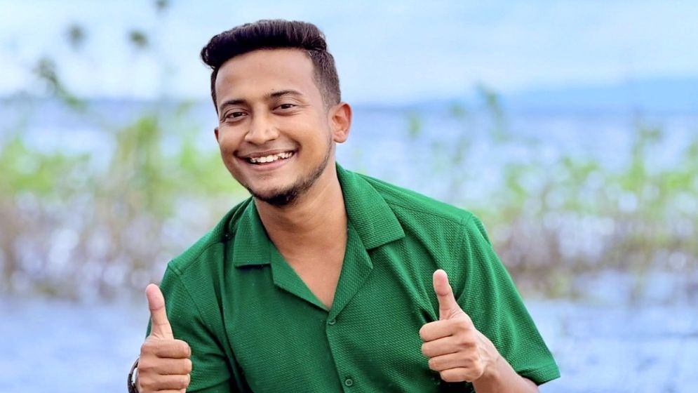 সংগীতশিল্পী তাশরীফ খান। ফাইল ছবি