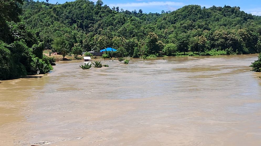 ভারি বর্ষণ-পাহাড়ি ঢলে খাগড়াছড়ির নিম্নাঞ্চল প্লাবিত