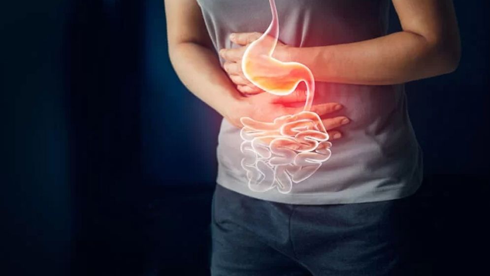 স্বাস্থ্যকর খাবার খেয়েও পেট ফাঁপা, সহজ সমাধান কীভাবে?