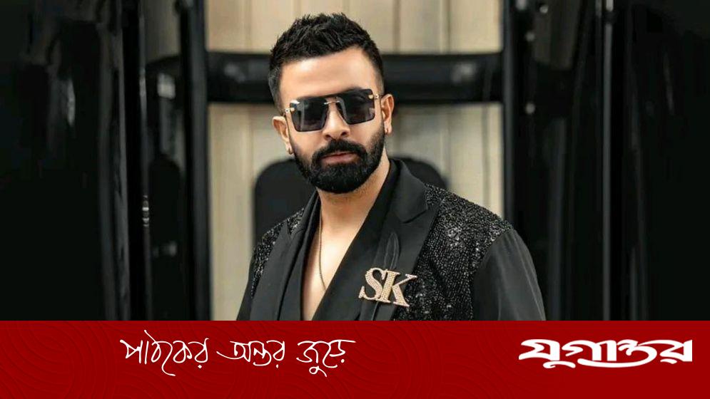 শাকিব খানের বিপরীতে ৩ নায়িকা, সঙ্গে বলিউডের চিত্রগ্রাহক