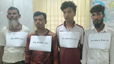 চুল কেটে জুতার মালা পরিয়ে নারীকে শাস্তি, মূল হোতাসহ আটক ৫