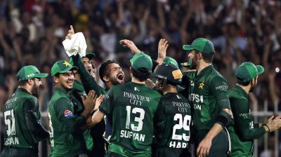 আফগানিস্তানকে হারিয়ে ত্রিদেশীয় সিরিজের শিরোপা পাকিস্তানের