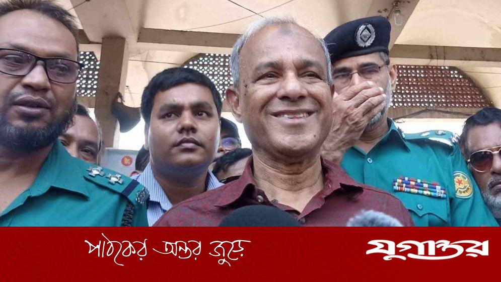 তেলবাজি নয় জনআকাঙ্ক্ষা পূরণে কাজ করুন