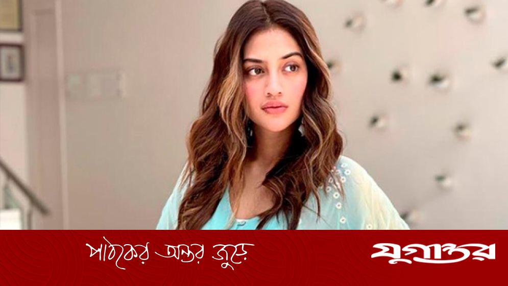 আবারও নেটিজেনদের কটাক্ষের মুখে নুসরাত