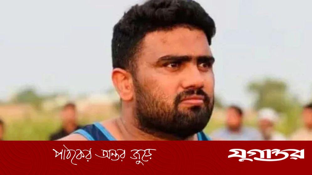 হৃদরোগে আক্রান্ত হয়ে মাঠেই মারা গেলেন পাকিস্তানের খেলোয়াড়