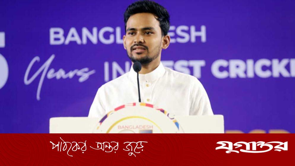 প্রিয় খেলোয়াড়দের কাজে লজ্জিত ক্রীড়া উপদেষ্টা