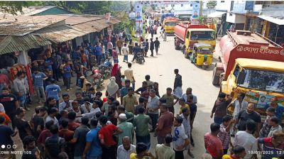 চাঁদপুরে রংভিত্তিক অটোবাইক চালানোর সিদ্ধান্ত, প্রতিবাদে বিক্ষোভ