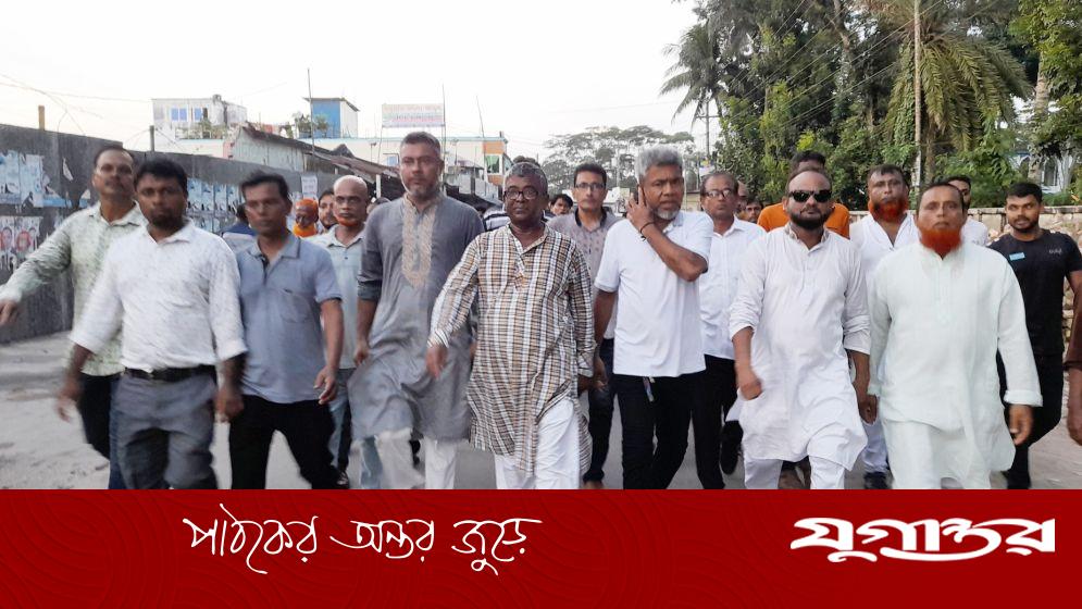 আসন কমানোর প্রতিবাদে ৪৮ ঘণ্টার হরতালে অচল চিতলমারী
