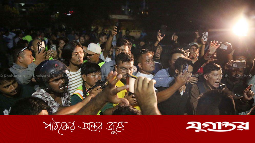 নেপালে সেনাবাহিনীর সঙ্গে আলোচনা না করেই বেরিয়ে গেলেন সমন্বয়করা
