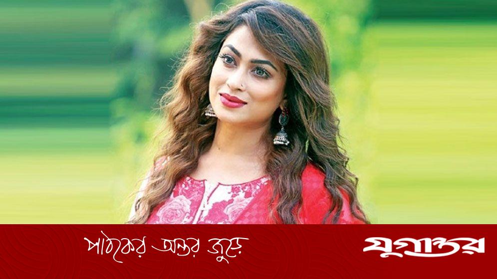 সবকিছু বিলিয়ে দেওয়া উচিত নয়: পপি