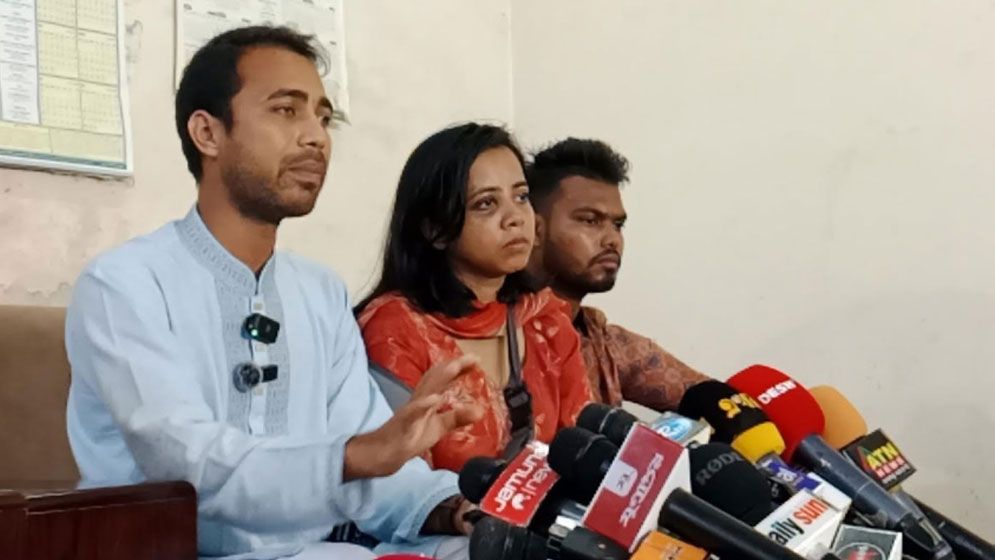 জামায়াতের প্রতিষ্ঠান থেকে কেনা ব্যালটে কেন ভোট হচ্ছে?