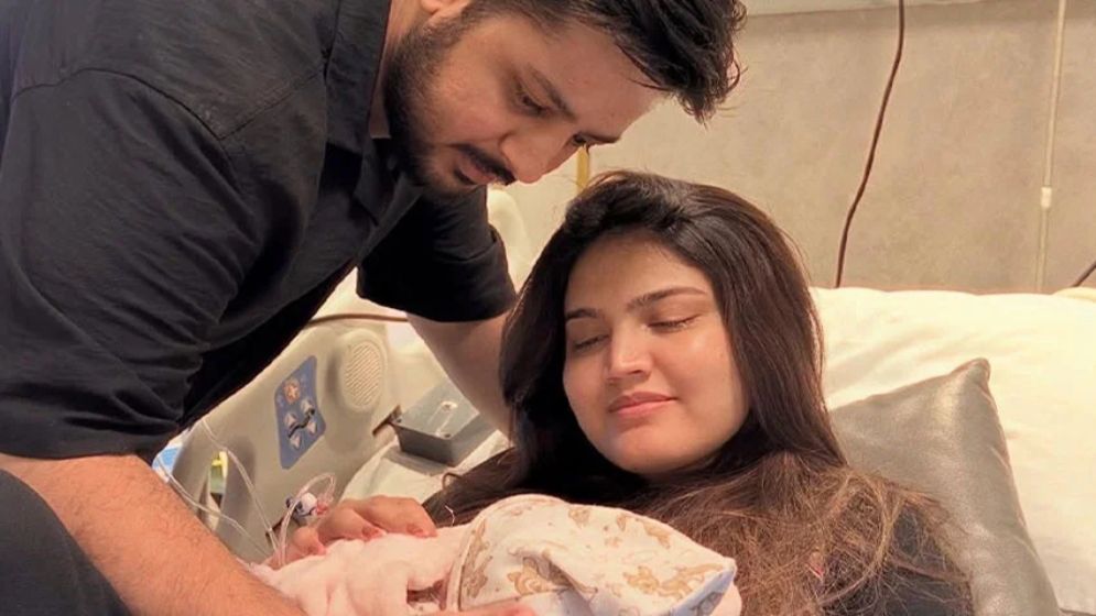আবেগঘন বার্তায় যে সুখবর দিলেন ইকরা কনওয়াল