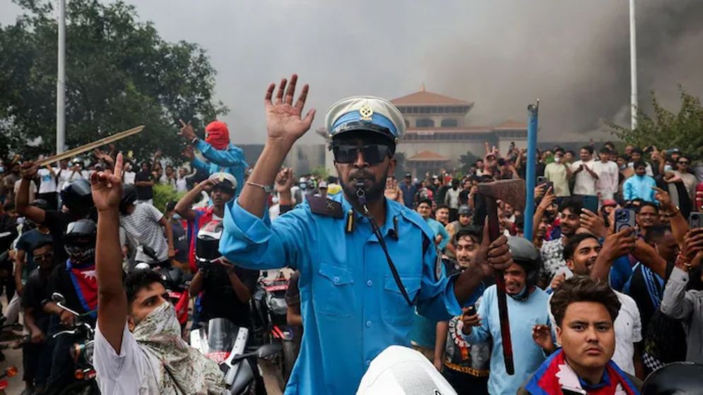 নতুন সংবিধান, রাজনৈতিক সংস্কারসহ যেসব দাবি জেন-জিদের