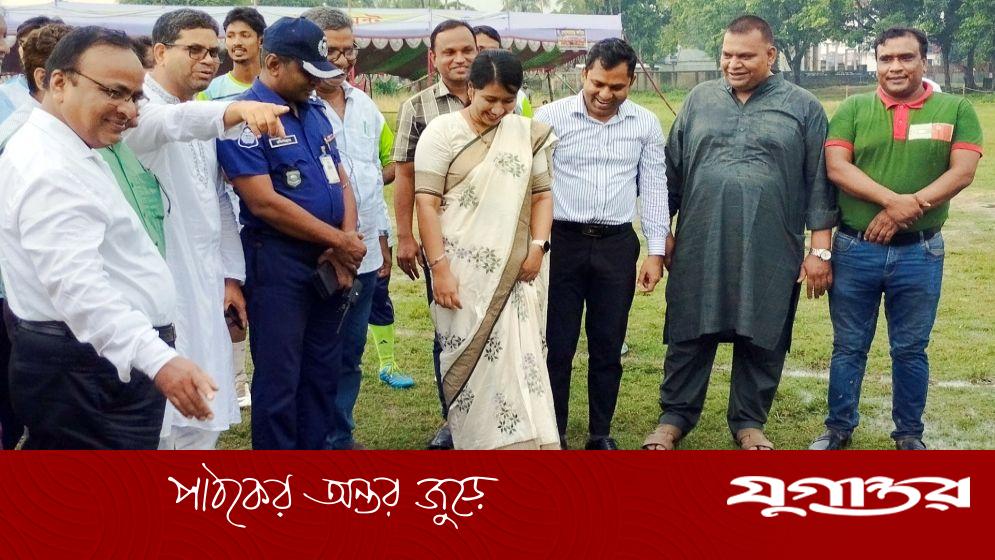 চরভদ্রাসন উপজেলা গোল্ডকাপ ফুটবল টুর্নামেন্টের উদ্বোধন