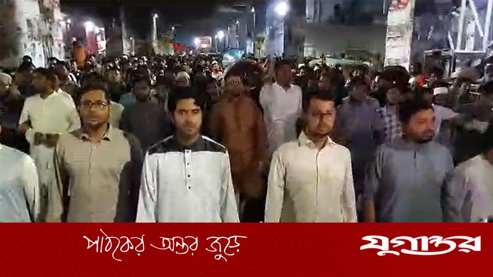 জাকসুর ফল দ্রুত প্রকাশের দাবিতে রাজধানীতে শিবিরের বিক্ষোভ